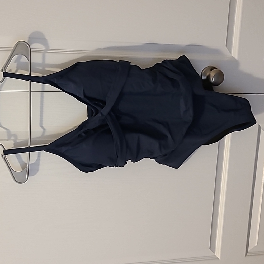 Soil wrap tummy control one piece